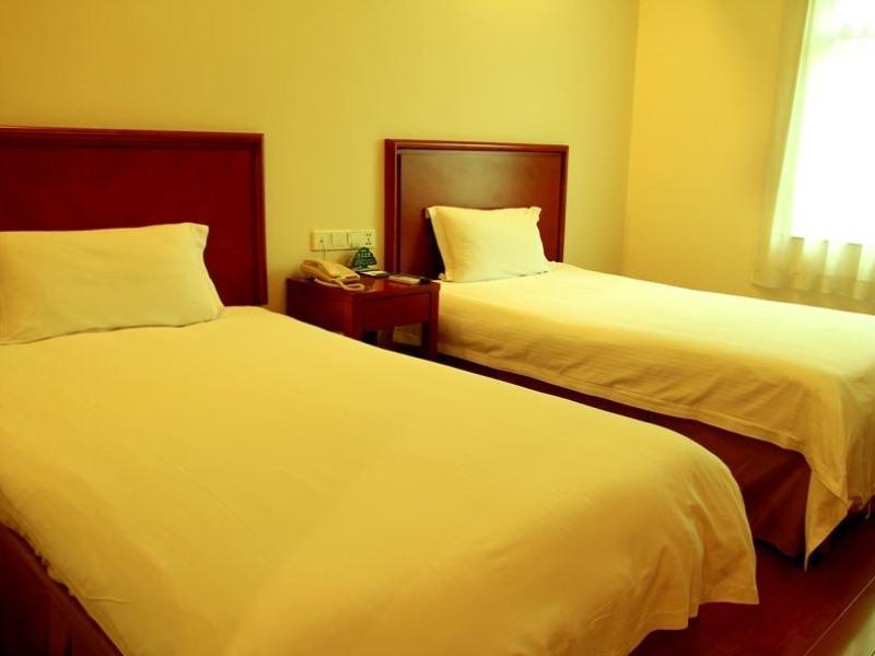 Greentree Inn Chongqing Yuzhou Road Hotel Exterior photo